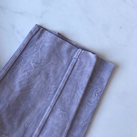 Fast and free II , size 4 , 25inch lululemon leggings, “ice dye” - Picture 7 of 15